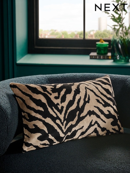 Black/Gold 50 x 30cm Cut Velvet Faux Tiger Cushion (F00432) | €31