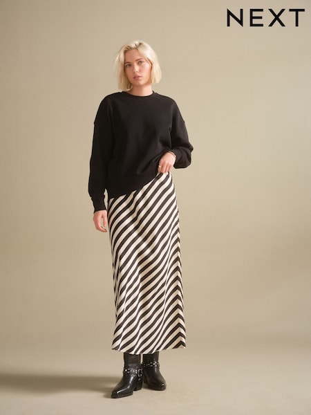 Black/White Stripe Column Skirt (F01436) | R$ 390