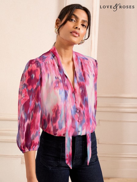 Love & Roses Floral Blured Blouse 3/4 Sleeve and V-neckline (F01947) | 290 LEI