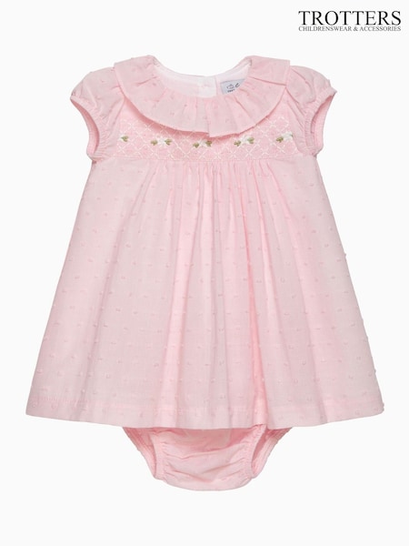 Trotters London Newborn Strawberries 100% Cotton My First Smocked Dress (F03668) | €92