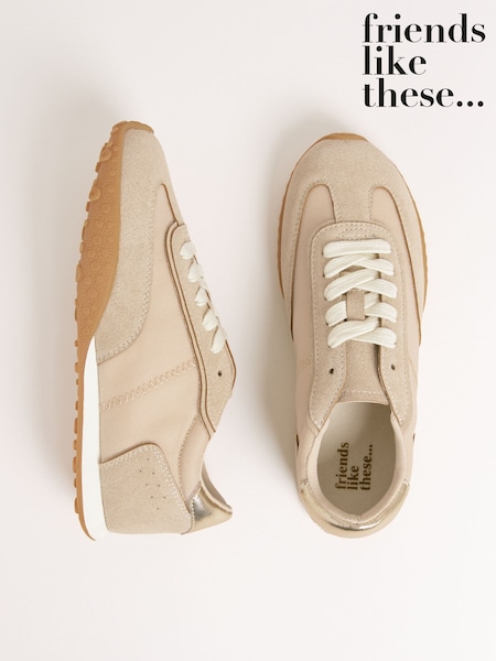 Natural - Friends Like These Slim Lace Up Retro Runner Sports Trainers (F04468) | R$ 355