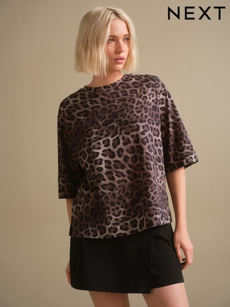 Animal - Relaxed Boxy Elbow Length Crew Neck T-Shirt (F04799) | R$ 105