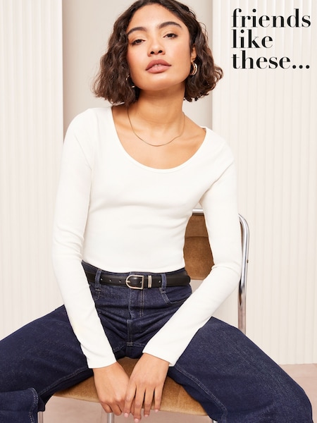 Friends Like These Long Sleeve Scoop Neck Top (F05132) | 33 €