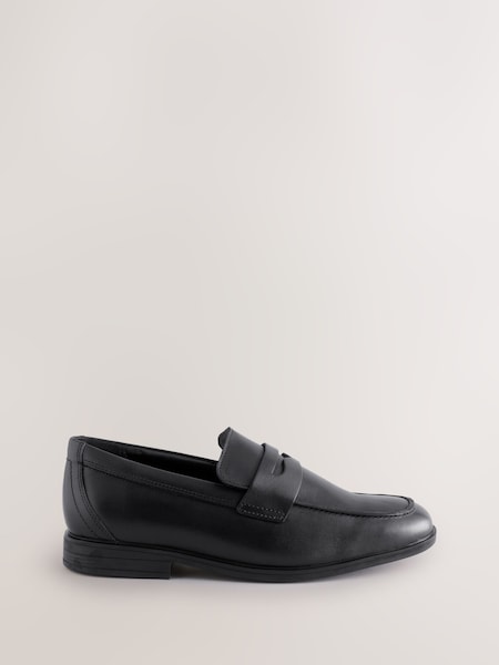 Clarks Older Boys Jonwin Craft Loafers (F06103) | 75 € - 78 €
