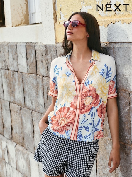 Multicoloured Floral Print Short Sleeve Button Down Resort Shirt With Linen (F06593) | €49.50