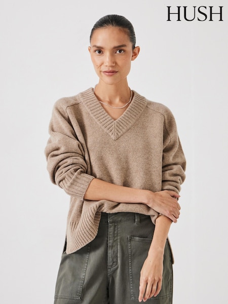 Hush Natural Erica Merino Wool V-Neck Jumper (F06805) | €173