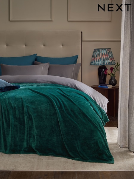 Teal Blue Plush Fleece Throw (F11076) | 59 QAR - 167 QAR