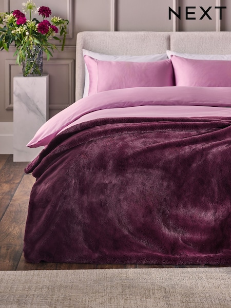 Plum Purple Plush Fleece Throw (F11077) | €13 - €38