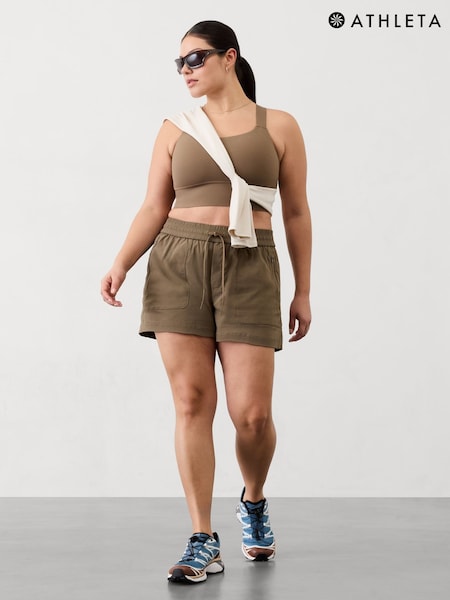 Athleta Trekkie North Mid Waisted Short (F11393) | 71 €
