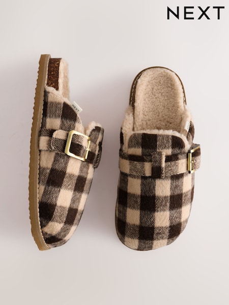 Verificado - Brushed Slippers (F12773) | R$ 225