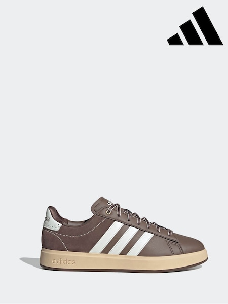 adidas Brown Grand Court Trainers (F14254) | R$ 690