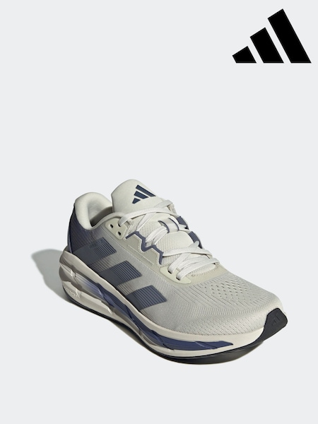 adidas Grey Questar 3 Running Trainers (F14263) | R$ 690