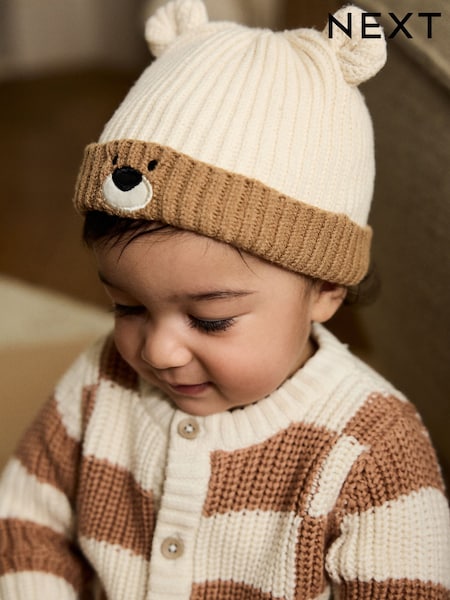 Brown Baby Bear Face Ribbed Beanie Hat (0mths-2yrs) (F14829) | €10