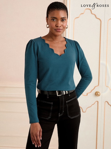 Love & Roses Teal Blue Scallop V-Neck Long Sleeve Jersey Top (F15251) | €22.50