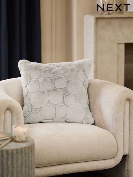 Carved Pebble Cushion (F16552) | ‏88 ر.ق.