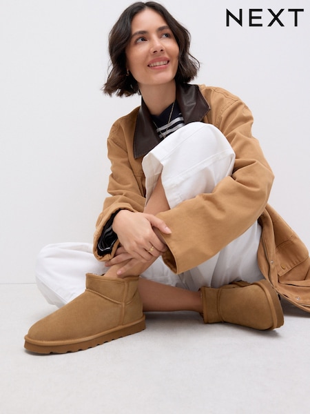 Tan Brown Suede Standard/Wide Fit Forever Comfort® Water Repellent Faux Fur Lined Ankle Boots (F17952) | €45