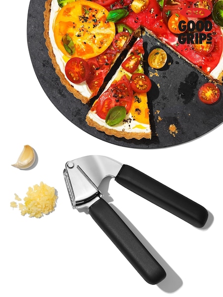 Oxo Silver Good Grips Garlic Press (F18382) | €23.50