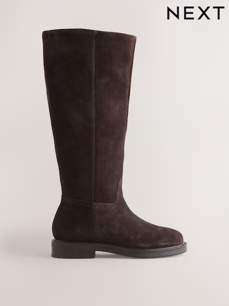 Camurça marrom chocolate - Forever Comfort® Leather Round Toe Chunky Knee High Boots (F18688) | R$ 775