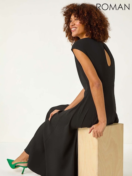 Черный - Roman High Neck Pleated Midi Dress (F18711) | €90