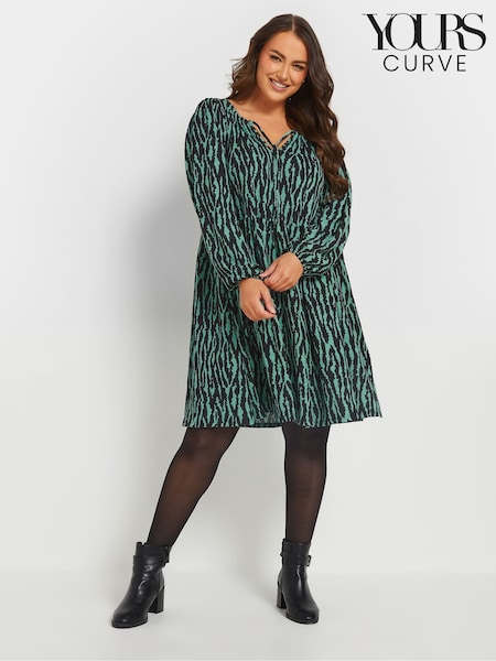Yours Curve Dark Black Textured Dress (F21300) | €49