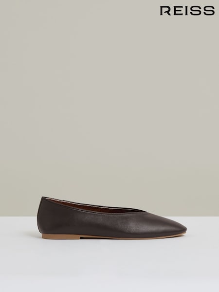 Reiss Chocolate Amelia Leather Rounded-Point Toe Ballet Flats (F22247) | €195