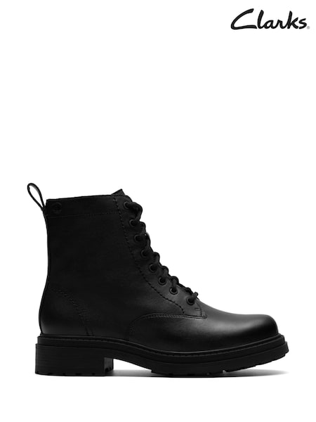 Clarks Black Standard Fit (D) Leather Orinoco3 Style Boots (F23038) | €126