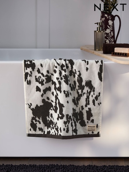 Black Towels (F23170) | €10 - €24