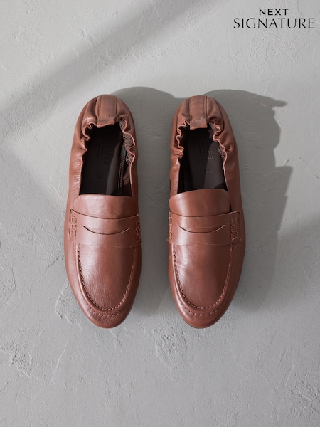 Tan Brown Signature Premium Leather Ruched Back Round Toe Loafers (F24205) | €69.50