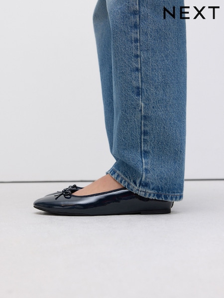 Patente da Marinha - Forever Comfort® Round Toe Ballerina Shoes (F24224) | R$ 190