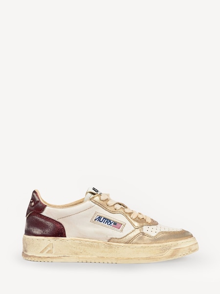 AUTRY Gold Womens Sup Vint Low Trainers (F24456) | AED1,427