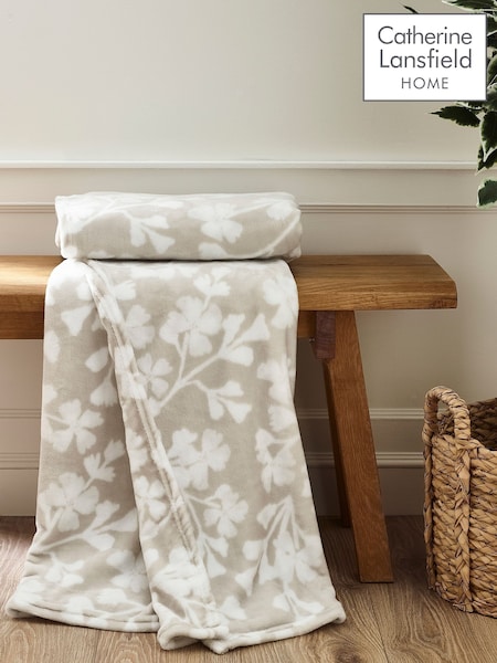 Catherine Lansfield Natural Brooke Floral Cosy Fleece Large Throw (F24758) | €29