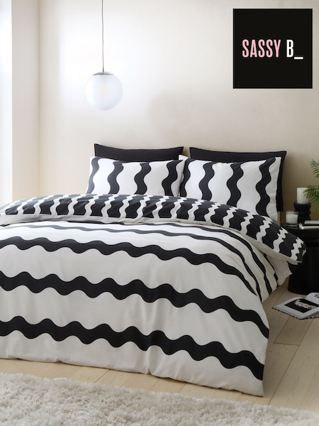 Sassy B Black White Waves Reversible Duvet Cover Set (F24980) | €23 - €37