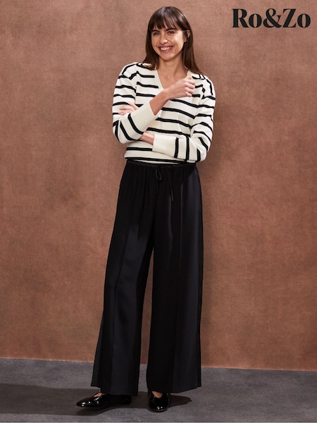 Ro&Zo Black Satin Side Stripe Trousers (F25525) | 5,948 UAH