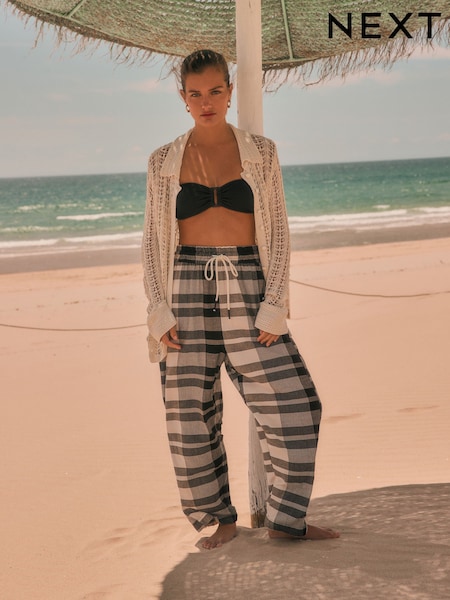Black/White Textured Check Barrel Trousers (F26296) | R$ 280