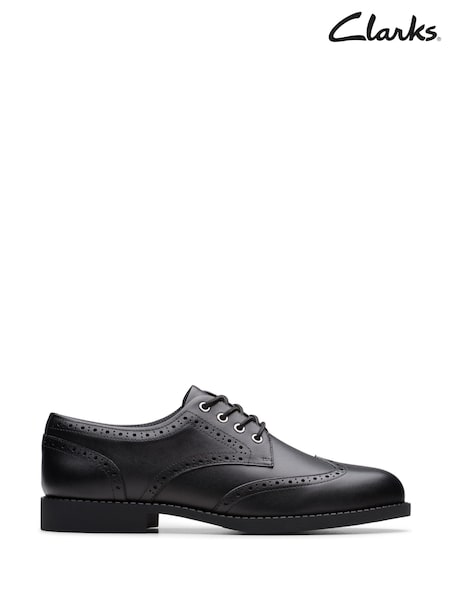 Schwarzes Leder - Clarks Older Girls Tapa Pure Leather Brogues (F26602) | 62 € - 66 €