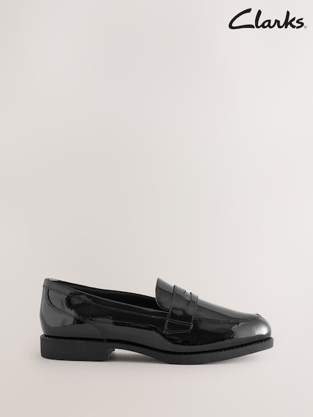 Schwarzes Lackleder - Clarks Older Girls Tappa Edge Loafers (F26610) | 59 € - 62 €