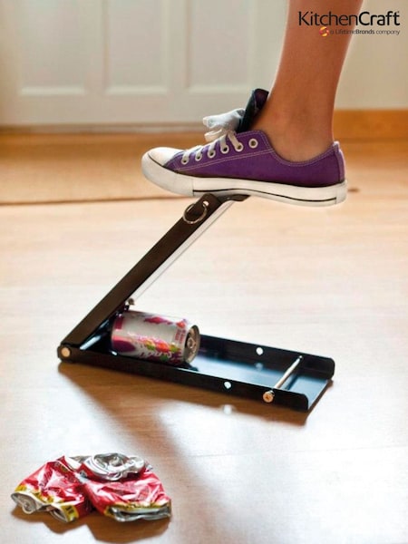 Kitchencraft Floor Standing Heavy Duty Bottle And Can Crusher (F27896) | ‏144 ر.ق.