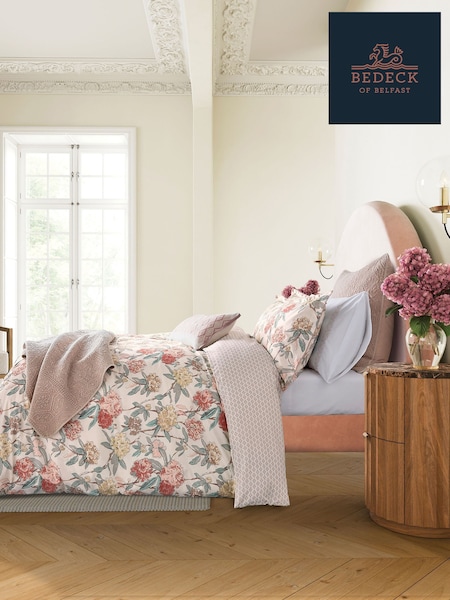 Bedeck of Belfast Coral Yellow Marielle Pillowcase Pair (F29352) | R$ 495