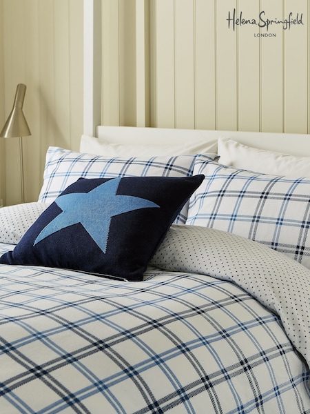 Helena Springfield Star Cushion (F29368) | ‏175 د.إ.‏