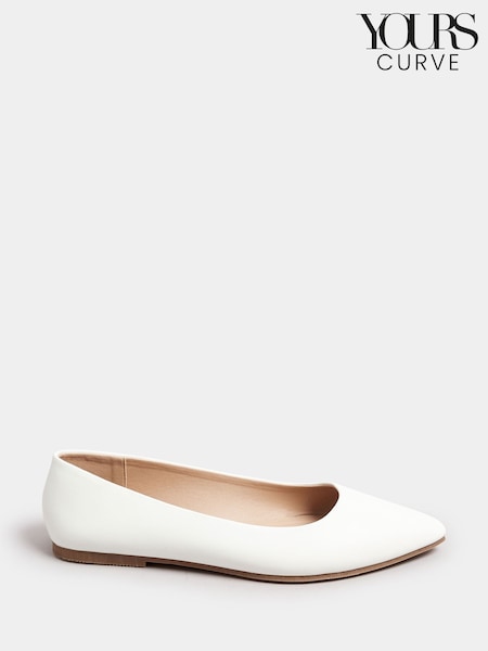 Valkoinen - Yours Curve Wide Fit Flat Point Pumps (F30323) | €38