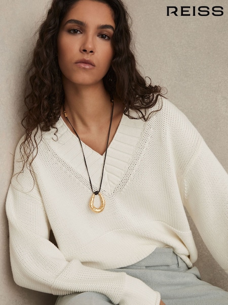 Reiss Jenny Cotton V-Neck Knit Jumper (F30566) | 168 €