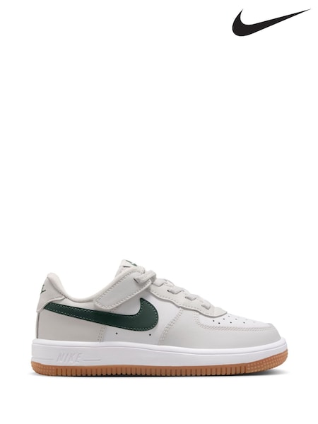 Nike Junior Air Force 1 Easy On Trainers (F31122) | 86 €