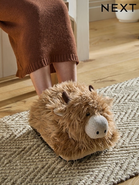 Natural Hamish the Highland Cow Microwaveable Foot Cosy Warmer (F32648) | €31