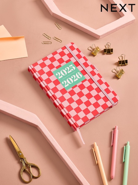 Red/Pink A5 Mid Year Diary (F33069) | €8