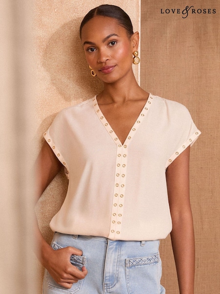 Love & Roses White Ecru Eyelet V-Neck Short Sleeve T-Shirt (F33456) | €46