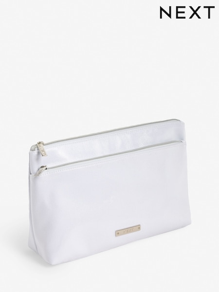 Water Resistant Make-Up Bag (F33790) | €21