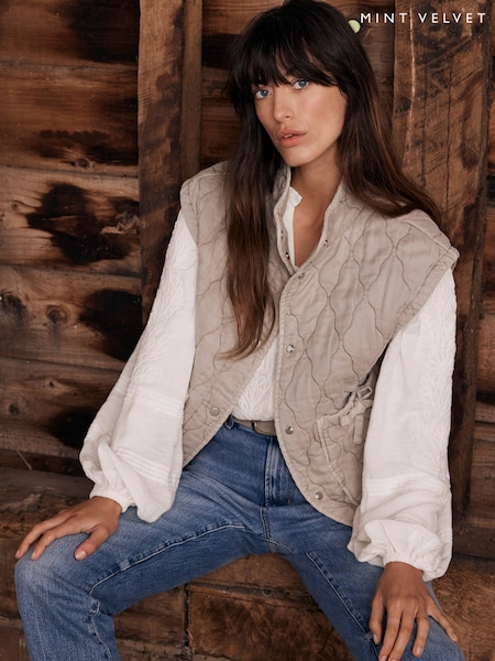 Mint Velvet Washed Quilted Gilet (F33984) | €192
