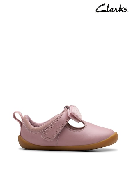 Clarks Pink Standard Fit (F) Toddler Roamer Trim Shoes (F34176) | €35