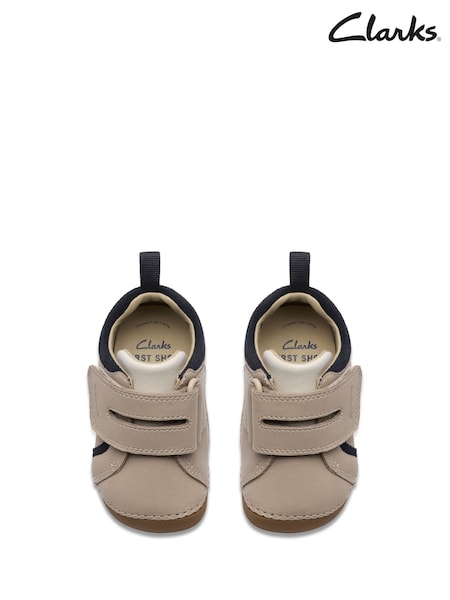 Clarks Natural Newborn Tiny Gleam Shoes (F34180) | €40