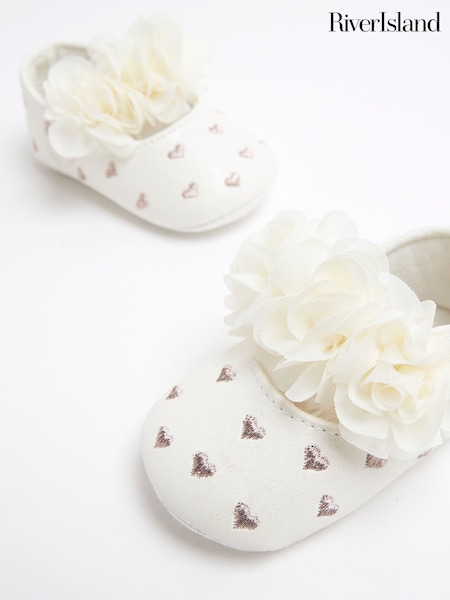 River Island Cream Baby Girls Ruched Ballet Pumps (F34220) | AED70